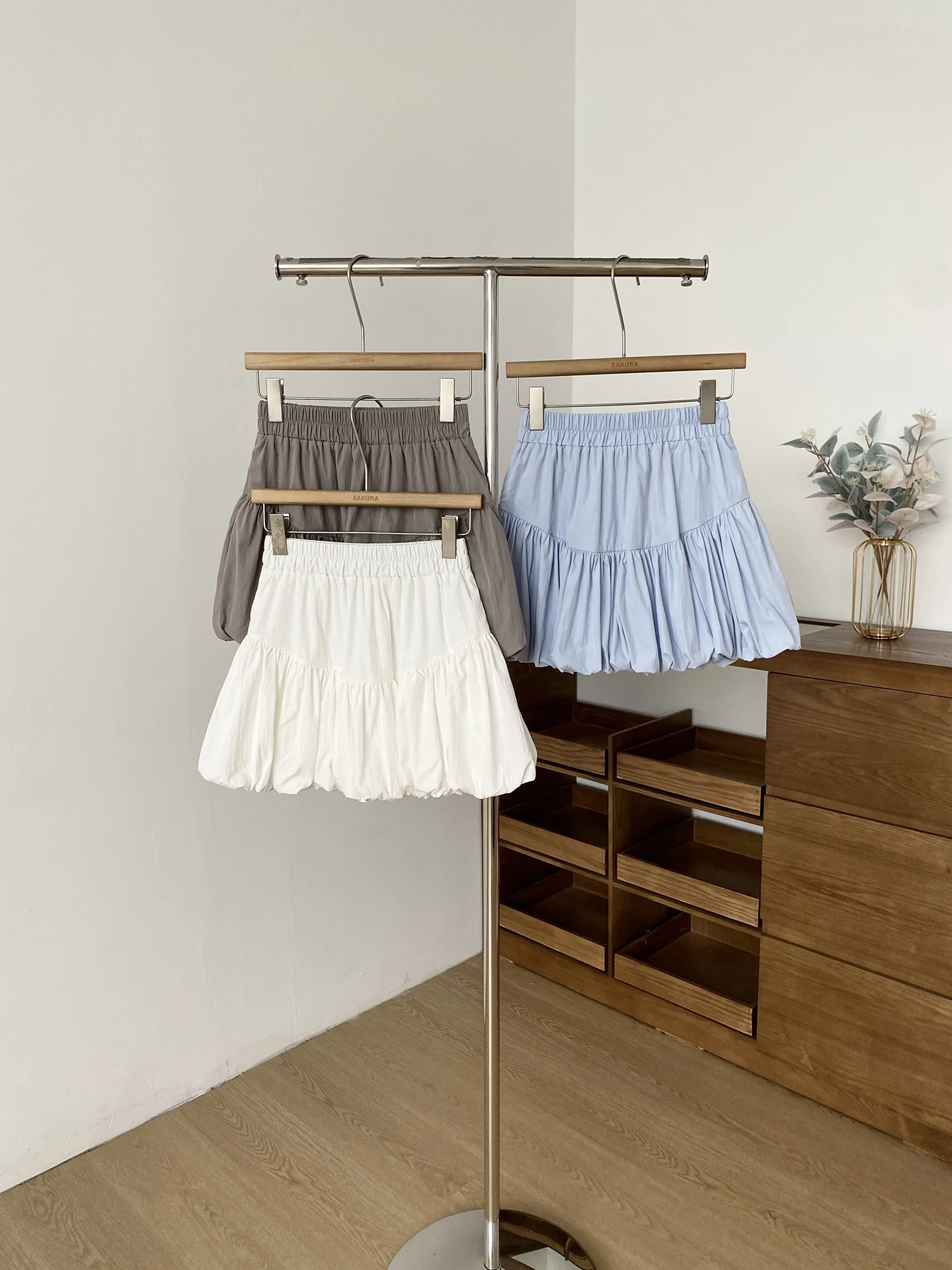 White Flower Bud Short Skirt Women's 2026 New Summer Thin Small Size High Waist A-Line Puffy Cake Half-length Skirts
