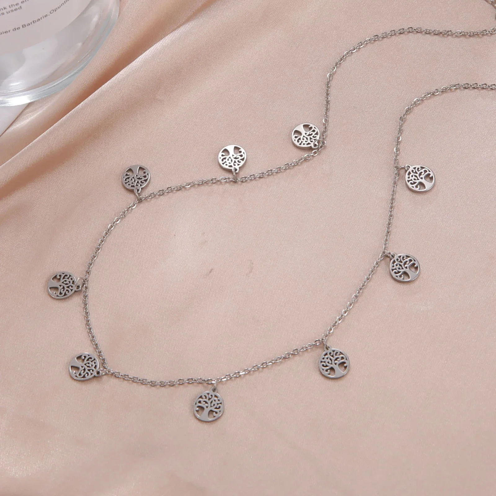Skyrim Tree of Life Round Charm Necklace for Women Stainless Steel Clavicle Chain Choker Amulet Jewelry Mother's Day Gift