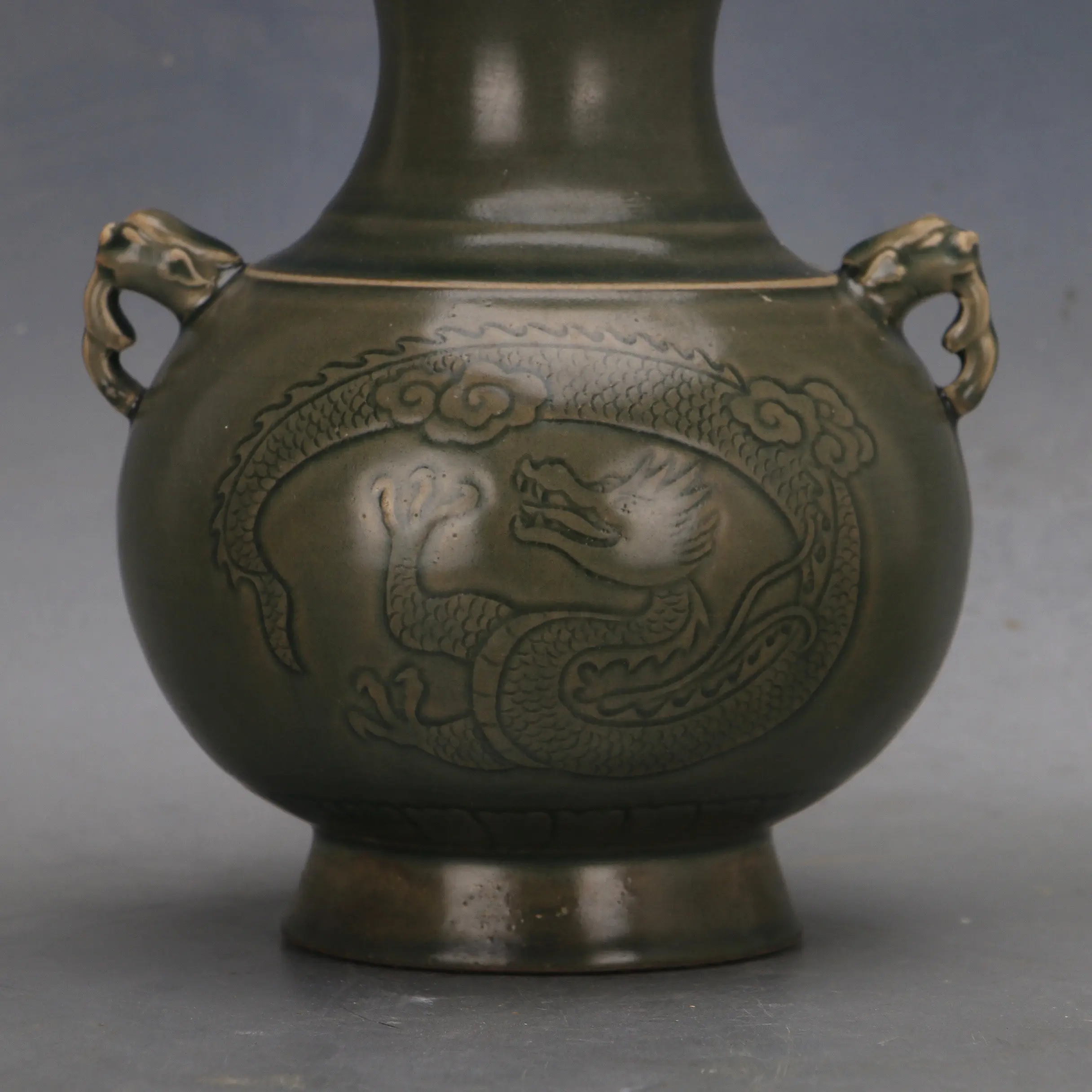 Northern Song Style Yue Kiln Secret Color Celadon Dragon Carved Double Ear Zun Vase Antique Porcelain Home Decor