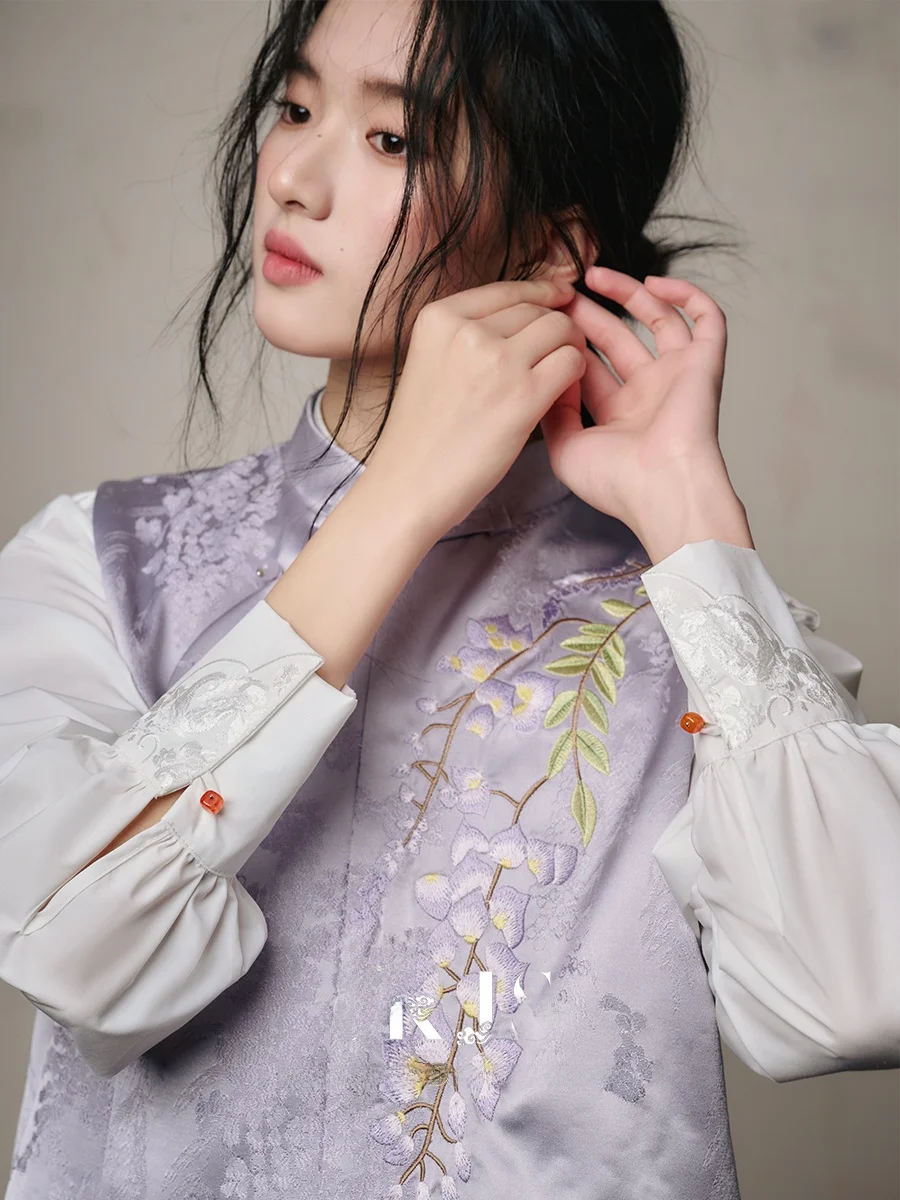 

New Chinese Sle Women's Embroidered Silk Vest Purple Wisteria Flower Faionable And Sli Commute Wind Regular Thin