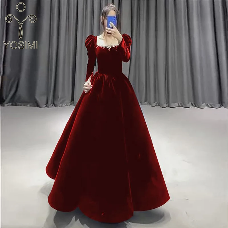 A Line Red Velvet Dress: The Perfect Choice for Cold-Weather Evenings That  Actually Delivers