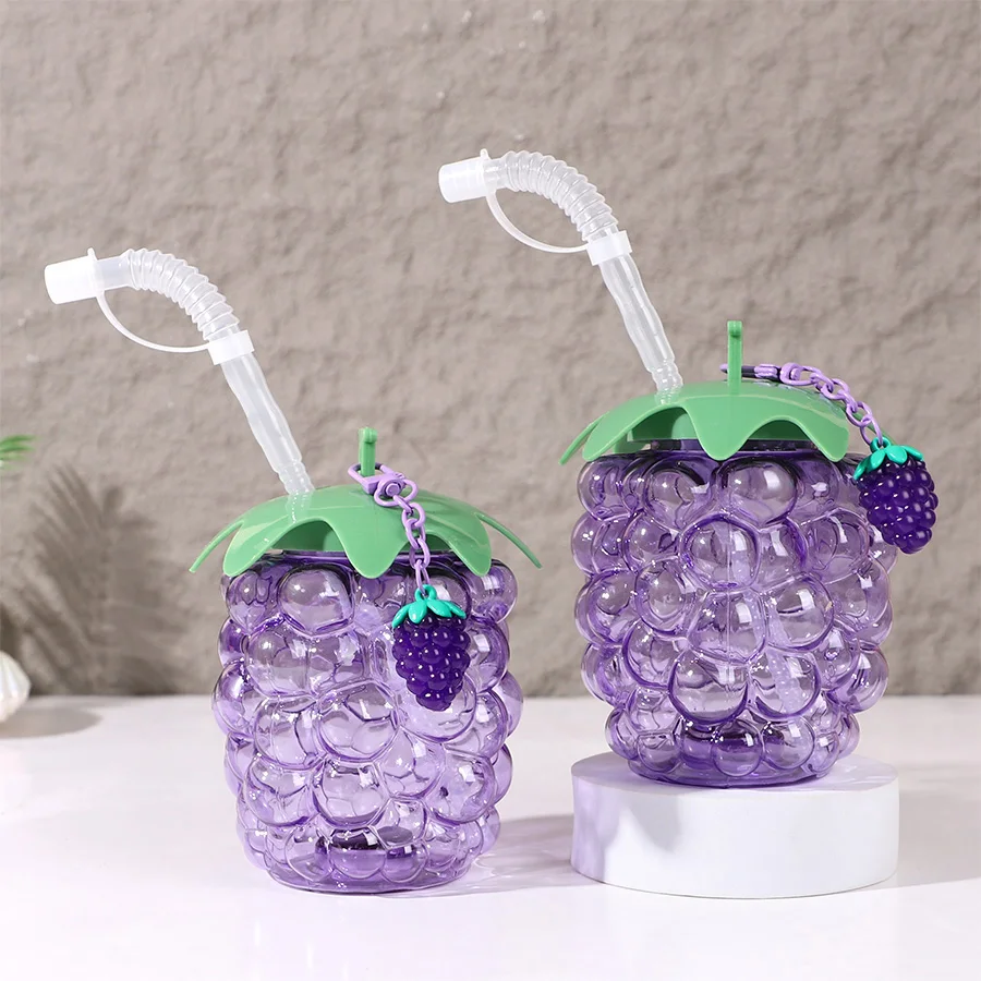 Grape Shaped Plastic Cups with Flexible Straws Grape Keychain Cute Water Bottles Vacation Beverage Summer Beach Party Decor