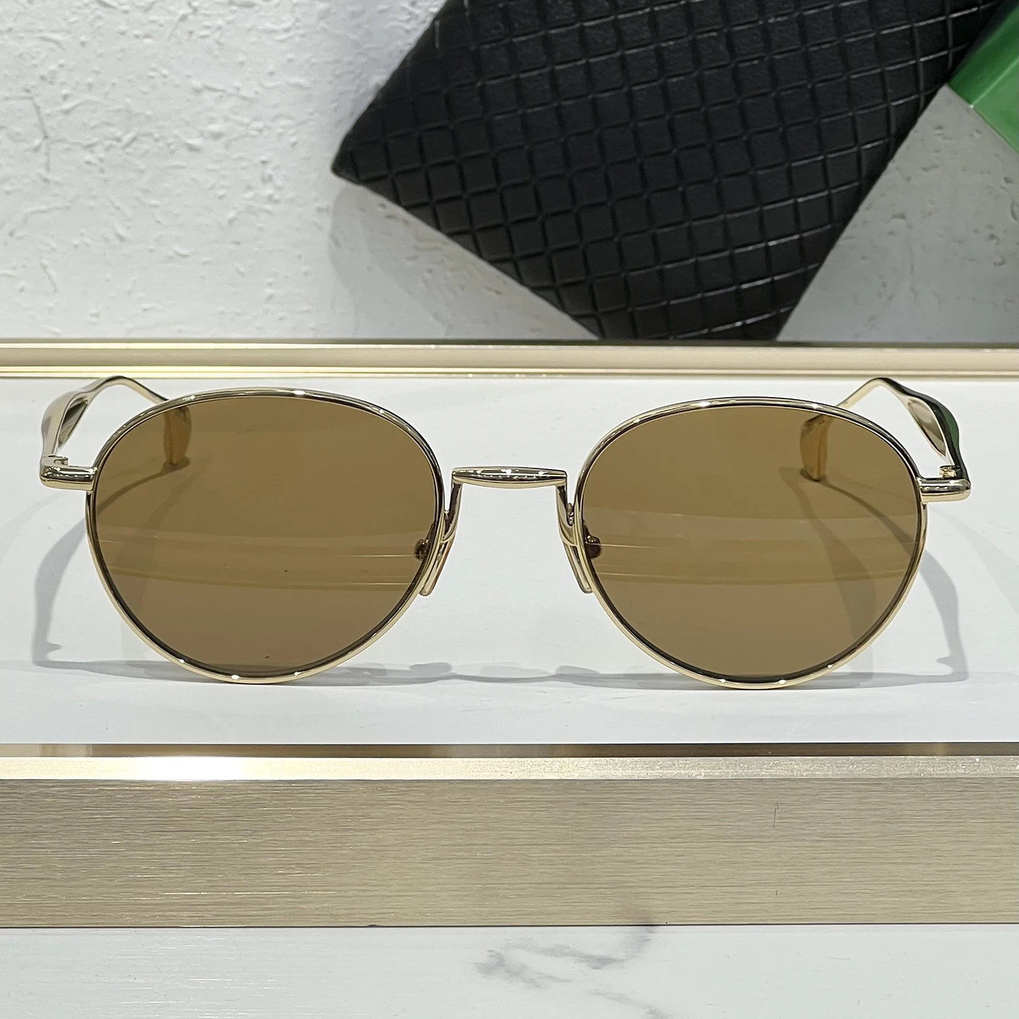 

1396 Italian style luxury alloy material retro round casual black sunglasses for men vacation casual green sunglasses for women