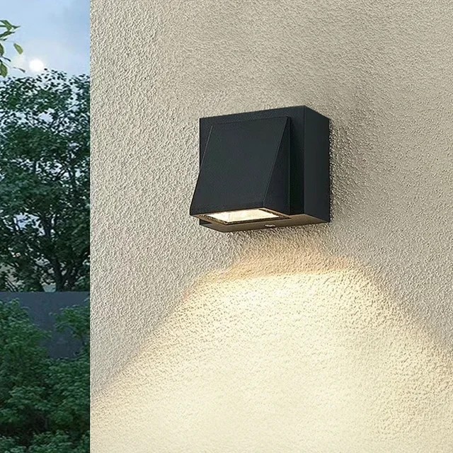 Luminária de parede LED para uso interior e exterior, à prova de água, de montagem superficial, com iluminação direcionada para cima e para baixo, ideal para varandas e jardins, AC85-265V.