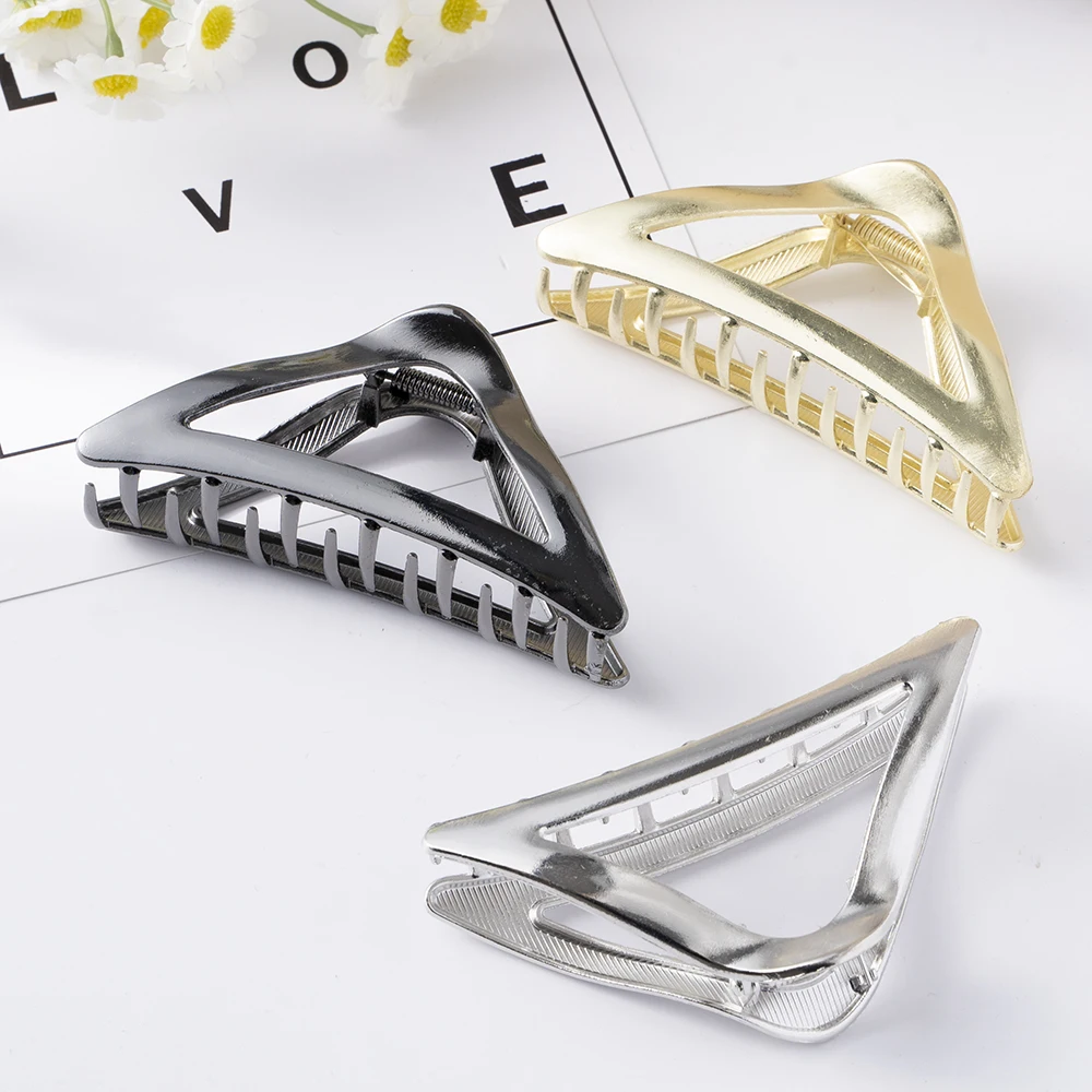 Simple Alloy Hair Claw Hairpin Metal Triangle/Wavy Shark Crab Clips Back of Barrettes Hair Bun Pearl Headband Hair Accessories