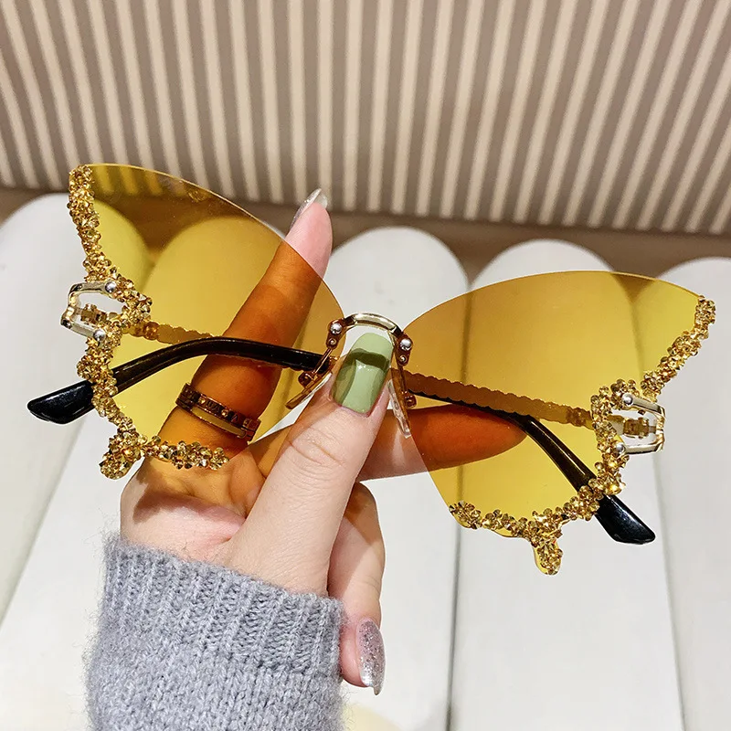 Fashion Sparkling Rhinestone Rimless Butterfly Sunglasses Y2K Women Luxury Brand Vintage Sun Glasses Ladies Eyewear gafas de sol