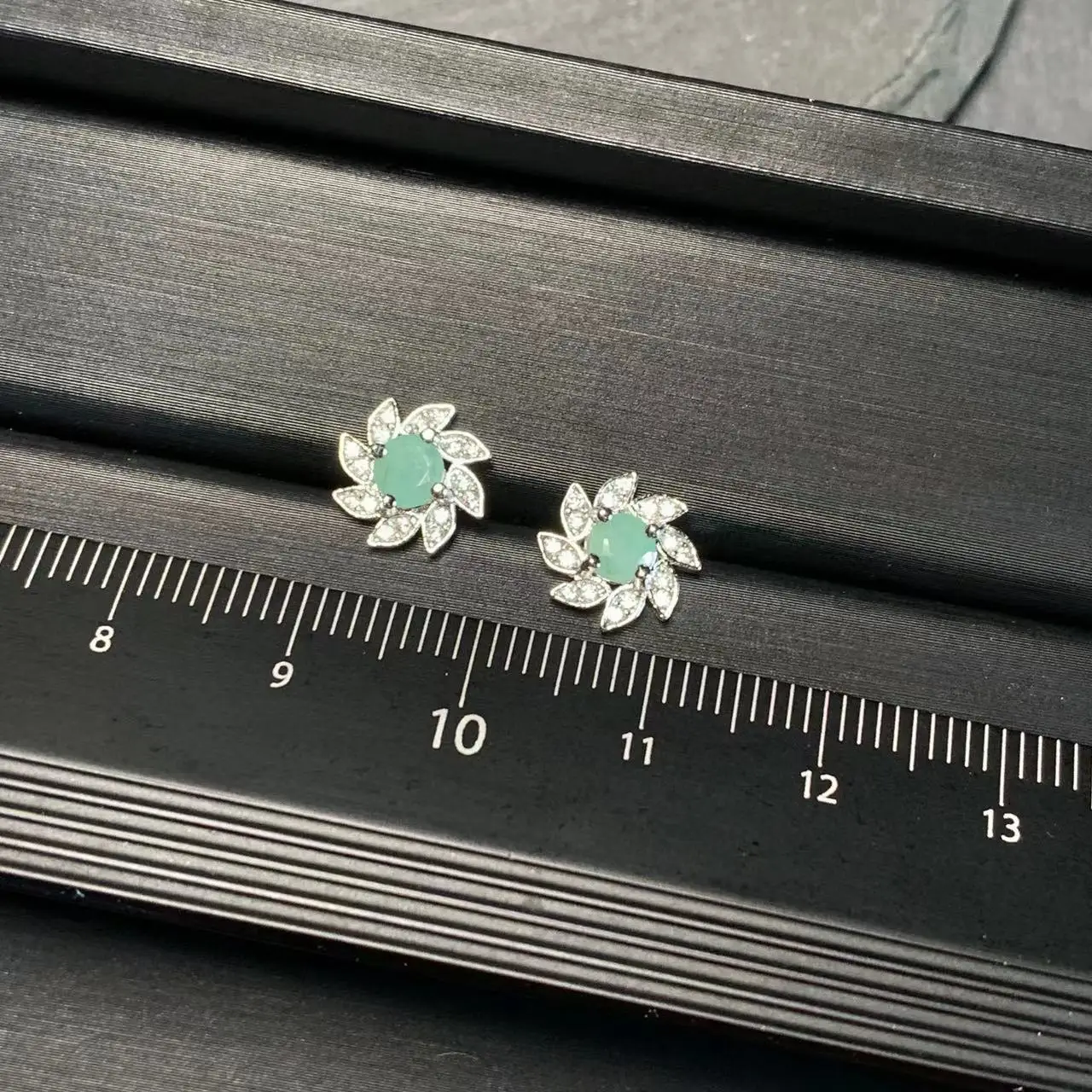 HEYYA STONE Natural Emerald Stud Earrings For Women 925 Silver Earrings Simple Fine Jewelry Stone Gemstone Classic Style