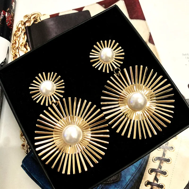 2024 Exaggerated Long Drop Earrings for Women Big Pearl Round Dangle Earrings Wild Sun Earings Brincos Female Fashion Jewelry