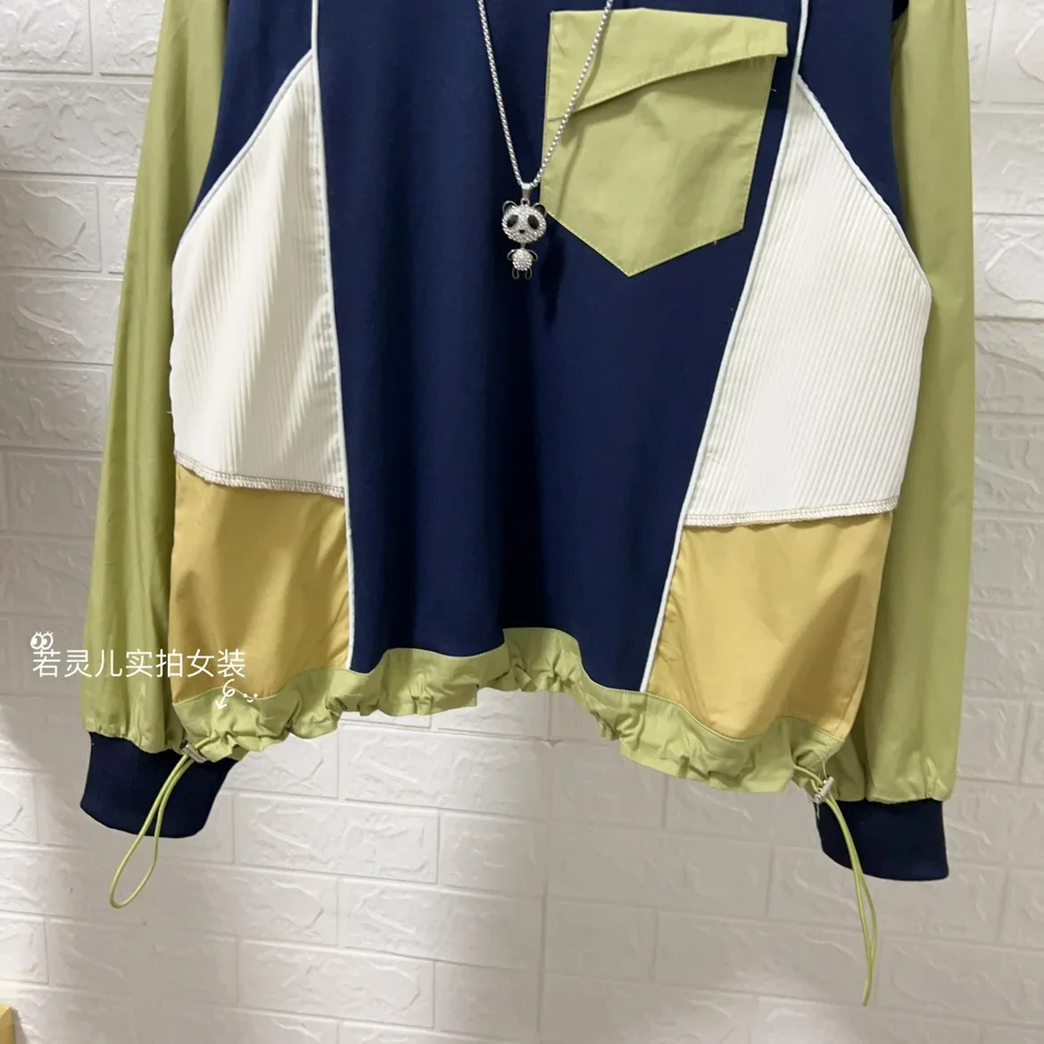 เสื้อยืดเย็บปะติดปะต่อกันผู้หญิงเสื้อสวมหัว