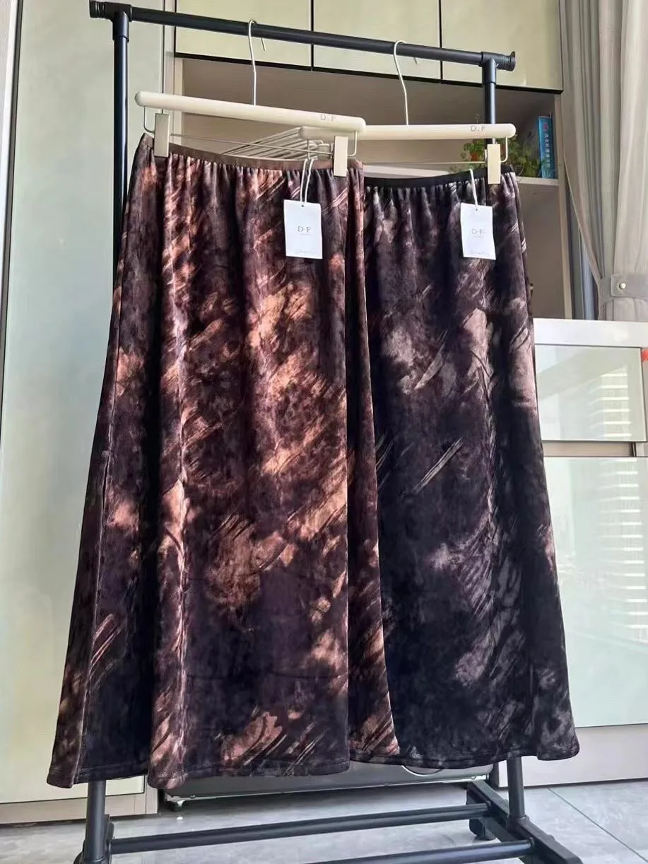 

Retro Thi Velvet Floral f Skirt Women's A-Line Long Skirt Spring Autumn Winter Versatile Side Slit High Waist Casual