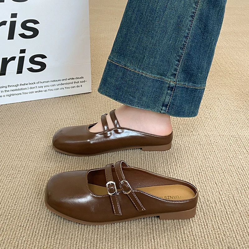 

CRLAYDK женские сабо на плоской подошве, кожаные слипоны с пряжкой в полоску, женские лоферы с открытой спиной и квадратным носком, женское платье, удобная обувь