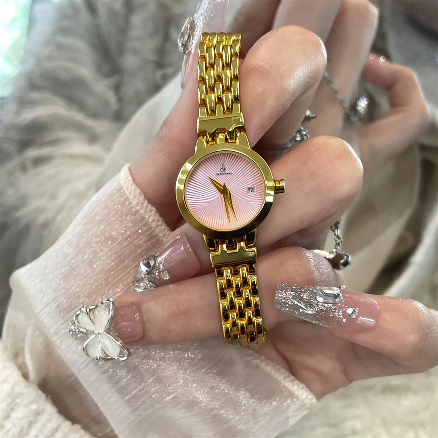 

CILOA Women's Gold Round Watch Pink Sunburst Dial Stainless Steel Band Date Display Fashion Casual Quartz Wristwatch