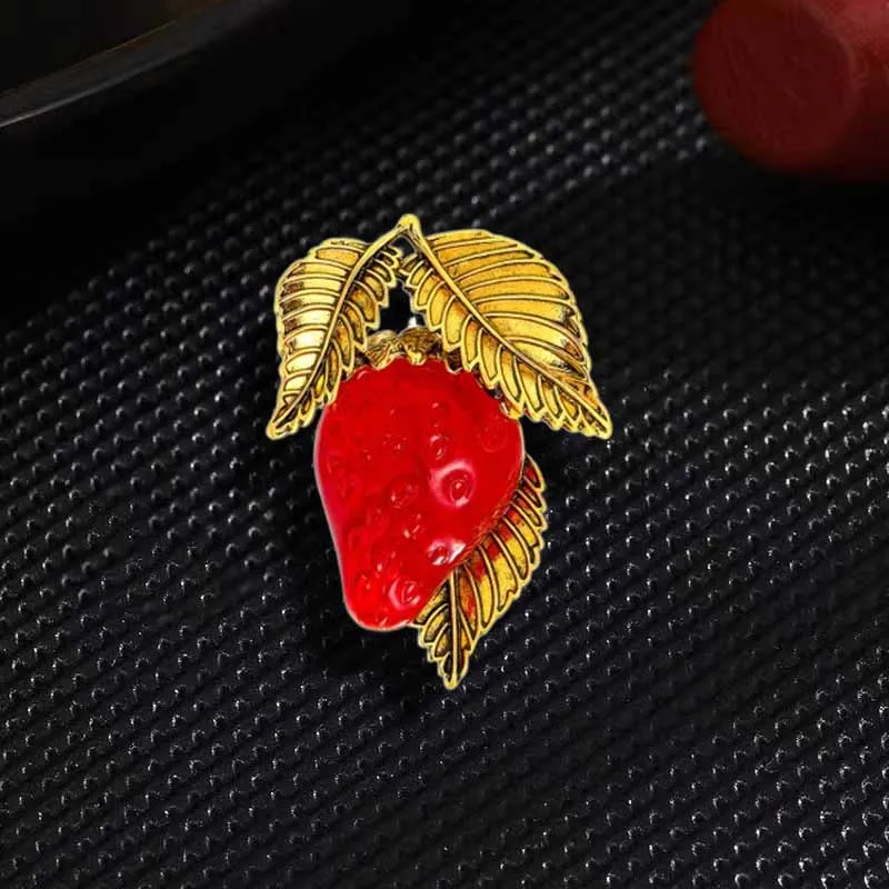 

Drip oil strawberry brooch enamel alloy fruit fashion brooch-2