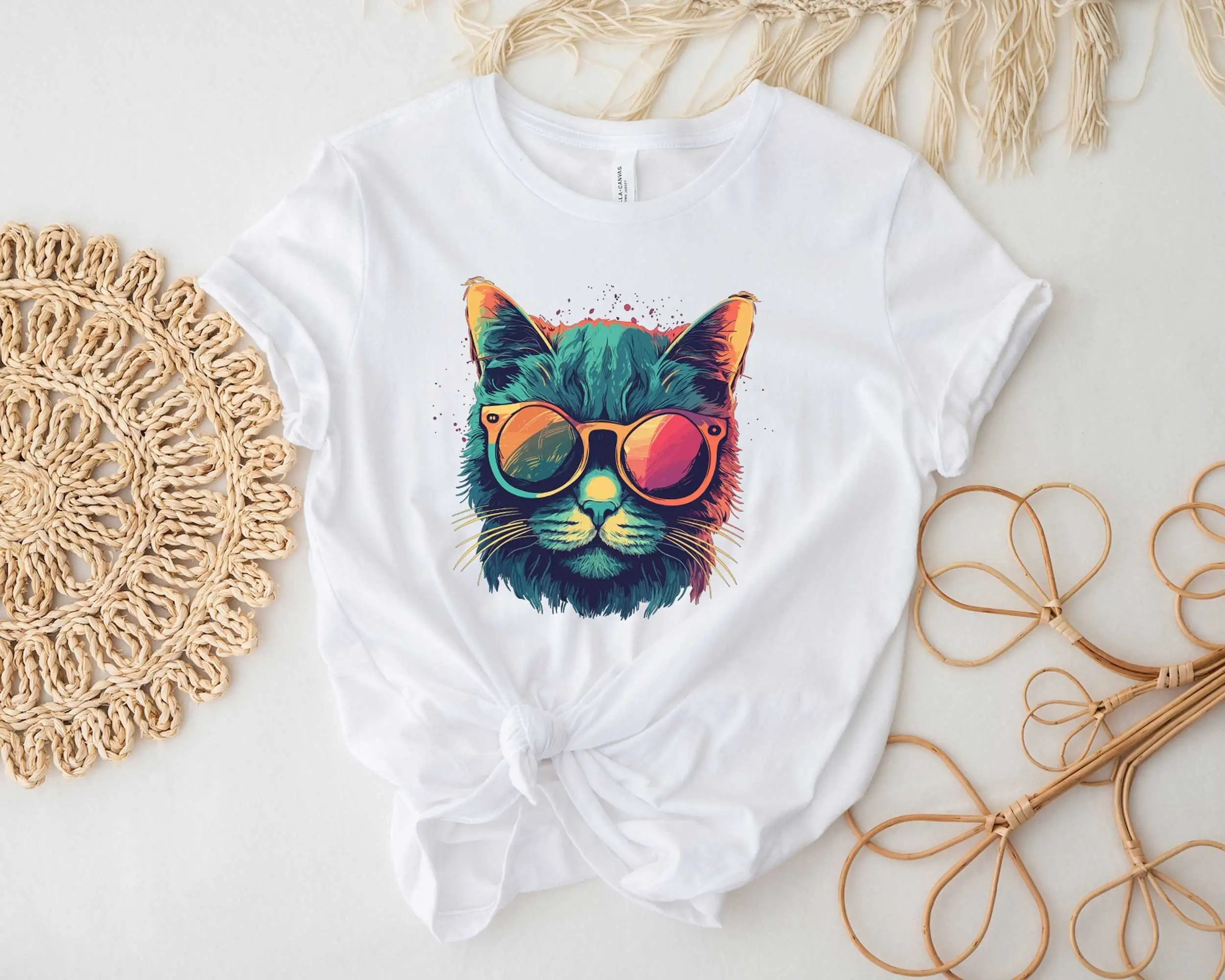 تي شيرت محب كات يرتدي النظارات الرجعية مع النظارات الشمسية هدية للحبيب متعة عيد ميلاد أنيقة لطيف الحيوان ميمي ألعاب