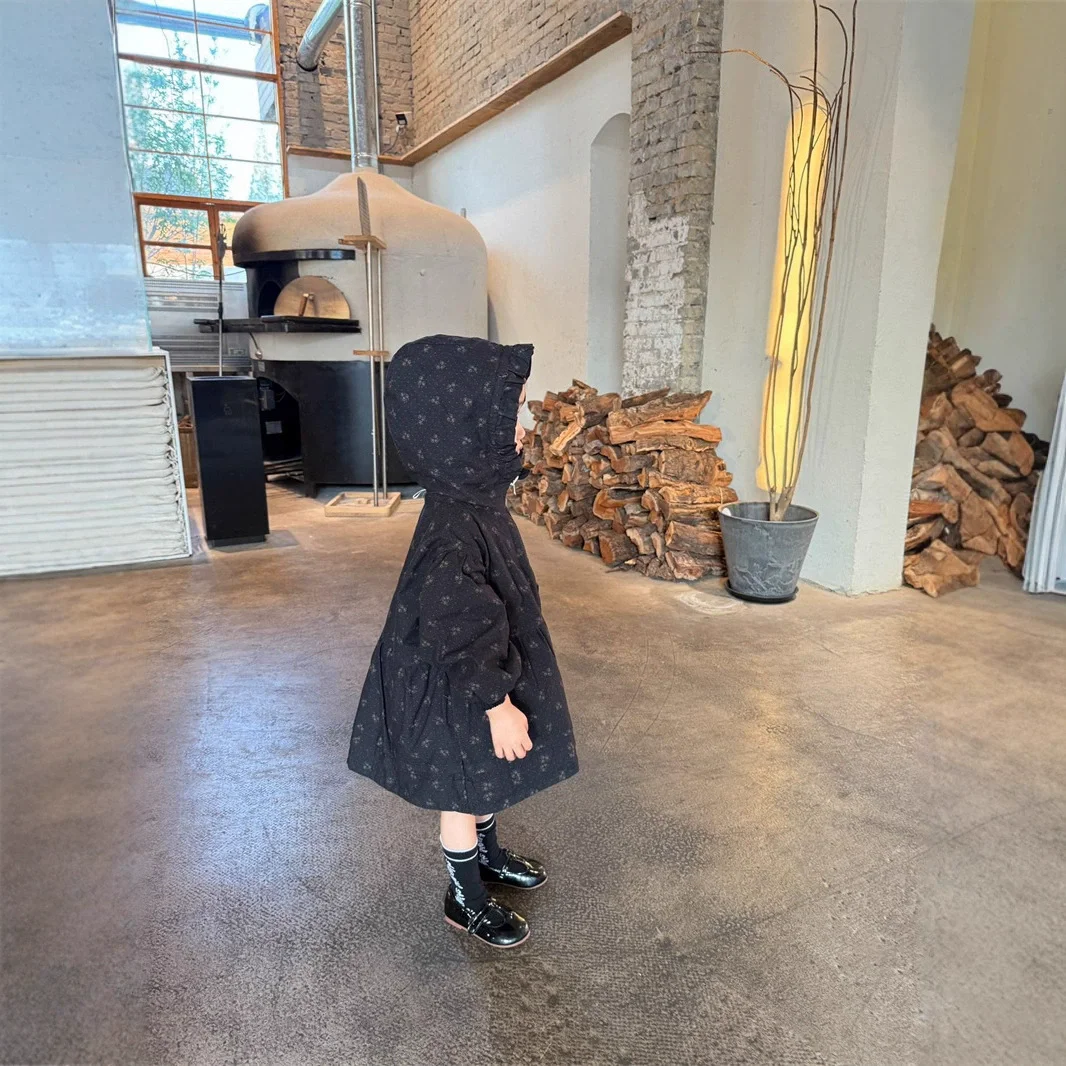 

2025 Autumn New Children Clothing Children Hat Wearing Two Side Windbreaker Coat Korean Girls Floral Long Windbreaker Age 2-9Y