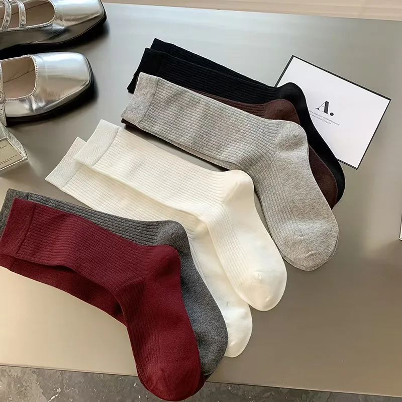1/6 Paar Damen-Halbsocken für Herbst und Winter, einfarbig, warm, bequem, modisch, schlicht, im koreanischen Stil, lässig, gestapelt. – Detail 3
