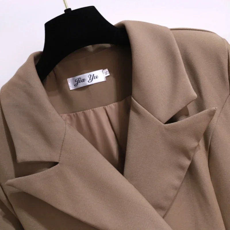 Autunno nuove donne vestono colletto dentellato Slim Blazer kaki 2024 abiti moda coreana per le donne bottoni cintura di lusso abbigliamento donna