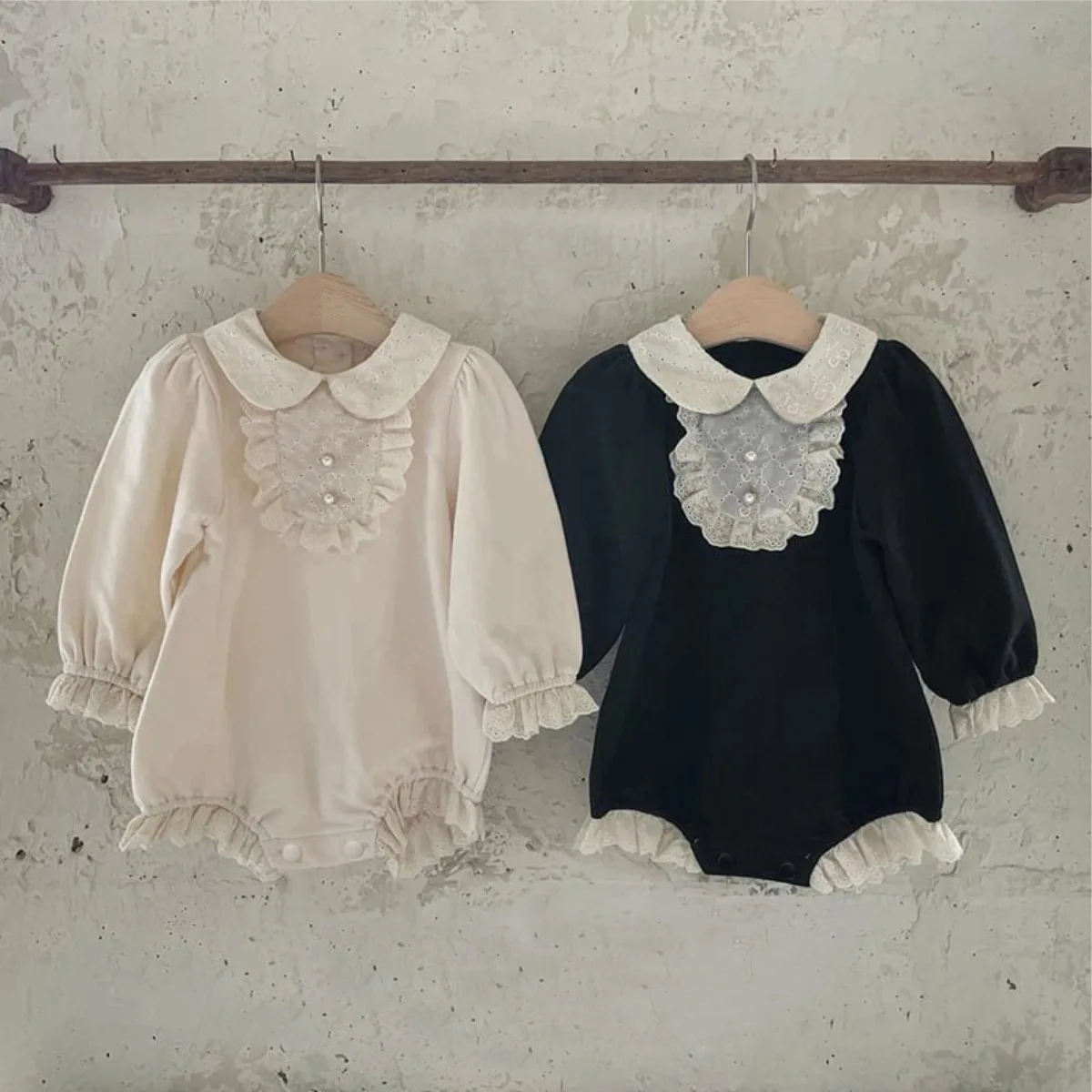 2026 Autumn New Baby Girl Long Sleeve Bodysuit Cute Newborn Girl Lace Collar Princess Jumpsuit Cute Toddler Clothes