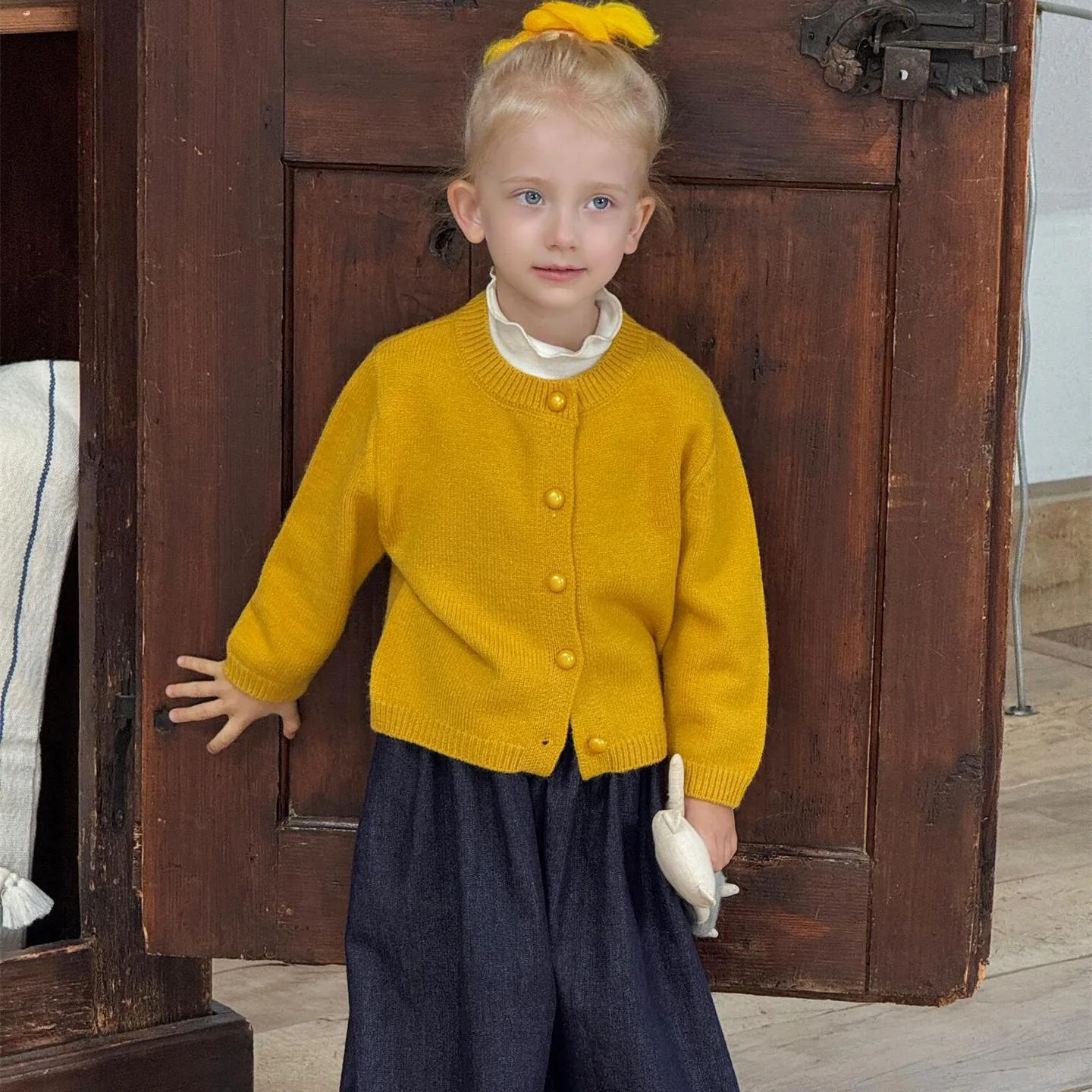 

Korean Kids Clothing 2025 Autumn New Girls Jacket Yellow Knitted Inner Wear Short Sweater Cardigan Boutique ClothingSimple Style
