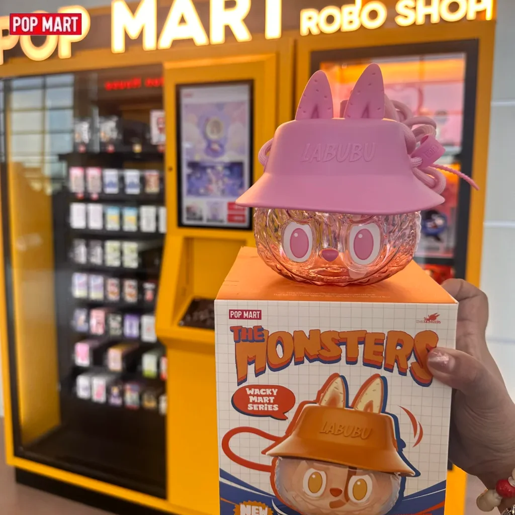 

POP MART THE MONSTERS C-Store «Дивный вкус»: глухая коробка, набор из 6 предметов, без повторения, милая форма LABUBU, быстрая доставка по Globowo!