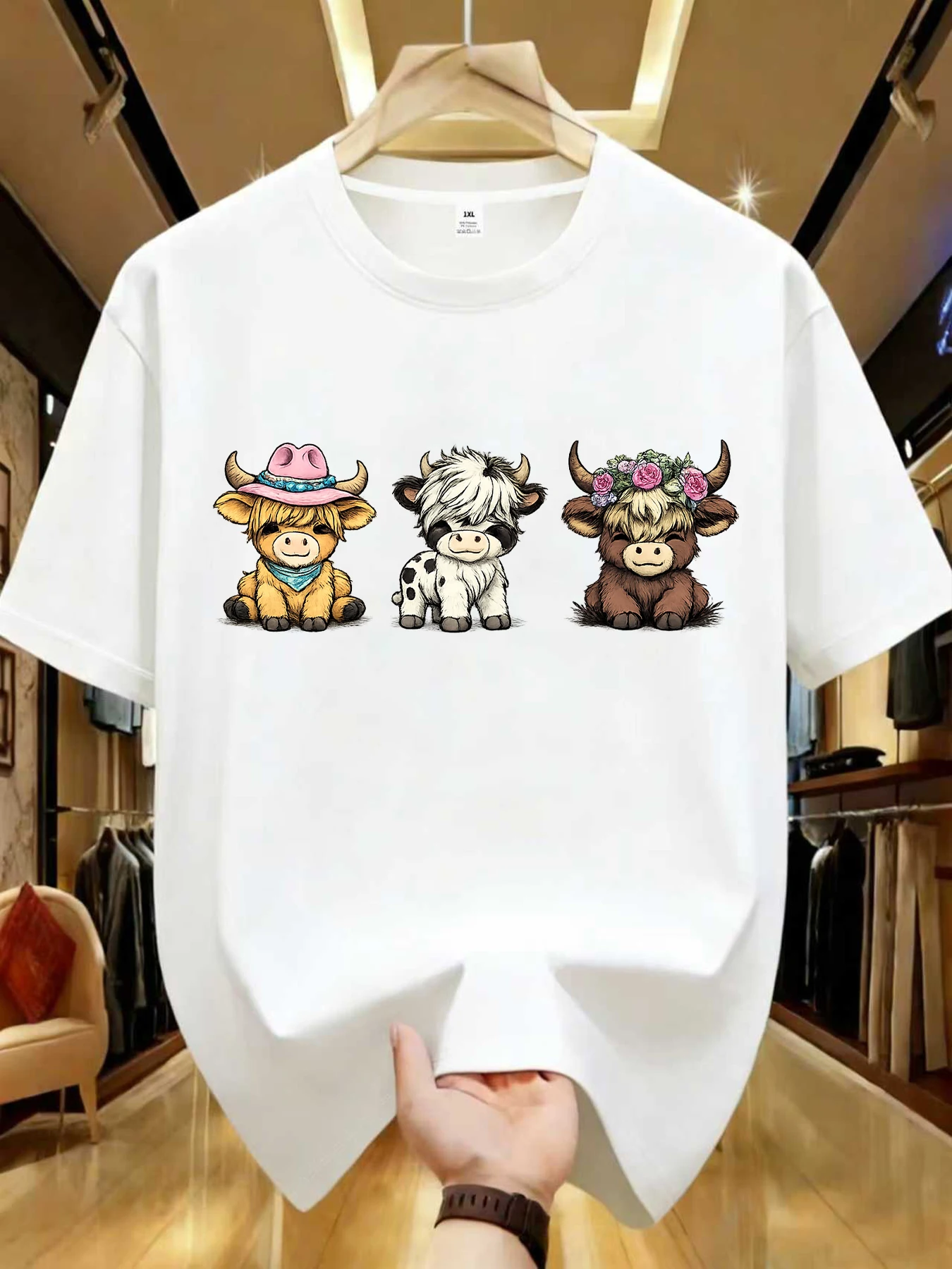 

【WZM104138】Three cows print plus size women's round neck summer casual short sleeved street fashion versatile plus size T-shirt