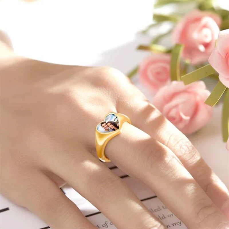 

Customized Love Heart Photo Ring Stainless Steel Colorfast 18K Gold Plated Couple's Daily Ring Memorial Gift For Girlfriend