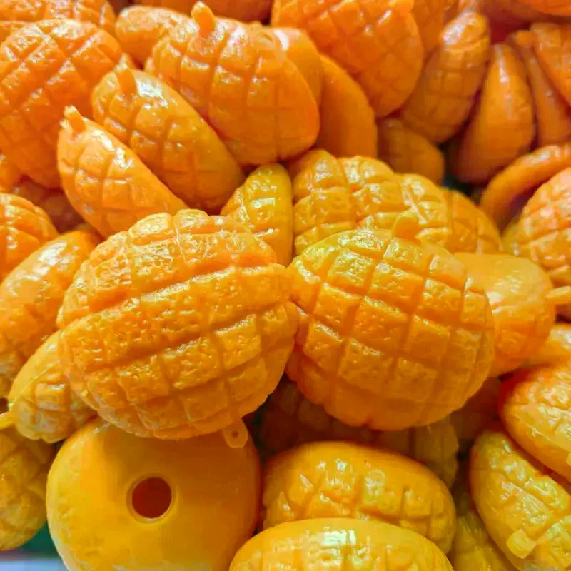 1Pcs Moldable Bounce Squeeze Ball Food-Shaped Stress Ball Pineapple Bun Toy ASMR Sensory Anti Stress Fidget Toys