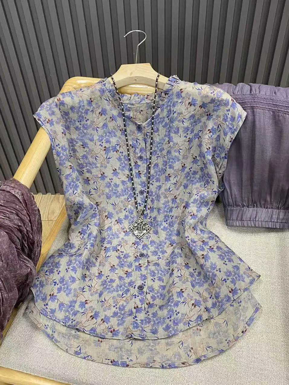 Top di fascia alta con stampa floreale in canapa Svel irt Top estivo da donna con colletto in pizzo vintage oulder Top artistico in cotone e lino