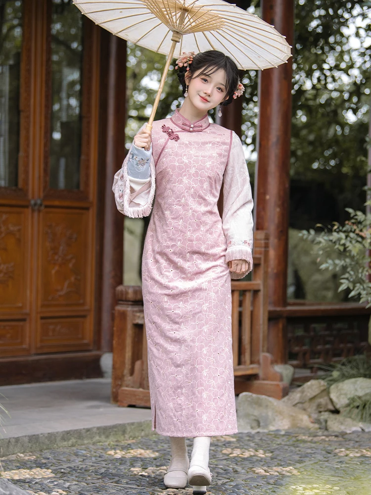 

Chuan Dai Time Velvet Cloak Outerwear Set for Women Autumn Winter Sle Girls Sensation Faionable Polyester Fabric