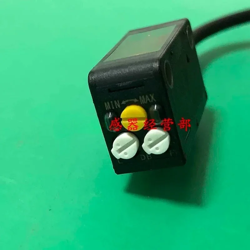 DLN-S5RMV  Photoelectric Switch Diffuse Reflection Object Detection Photo Sensor
