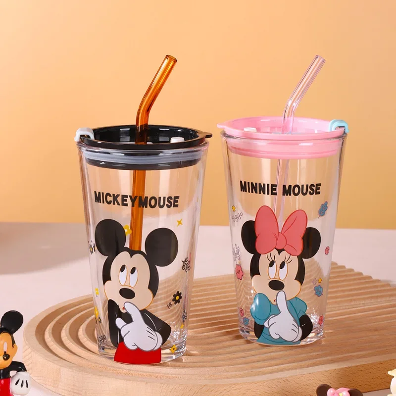 Disney Straw Glass ถ้วยน้ํามูลค่าสูงอินเทอร์เน็ตความจุขนาดใหญ่คนดังการ์ตูนถ้วยนมถ้วยกาแฟสํานักงาน