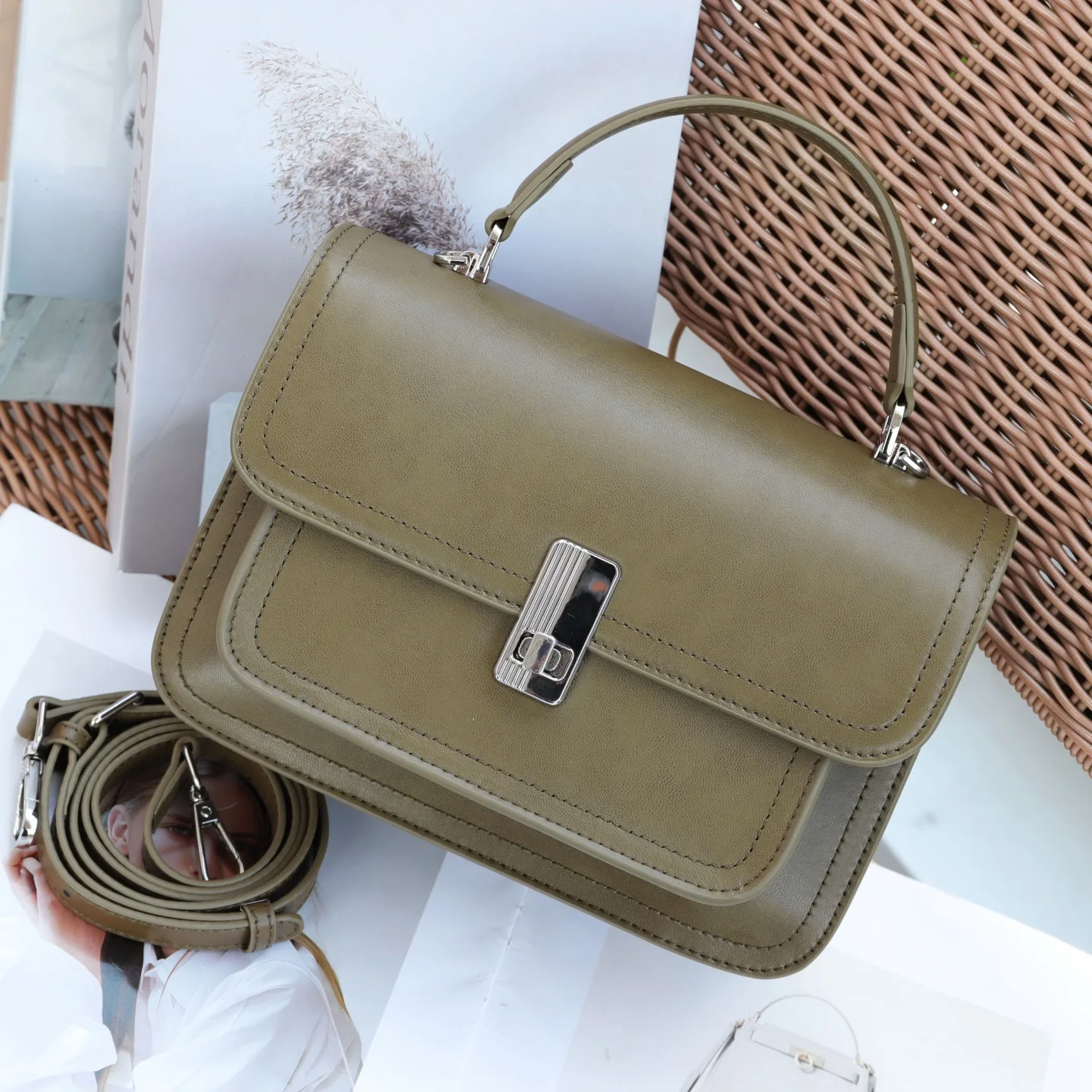 

Genuine Grade Cow Leather Women's Shoulder Crossbody Small Square Bag Luxury Designer Brand Female Cowhide Handbag for Woman New