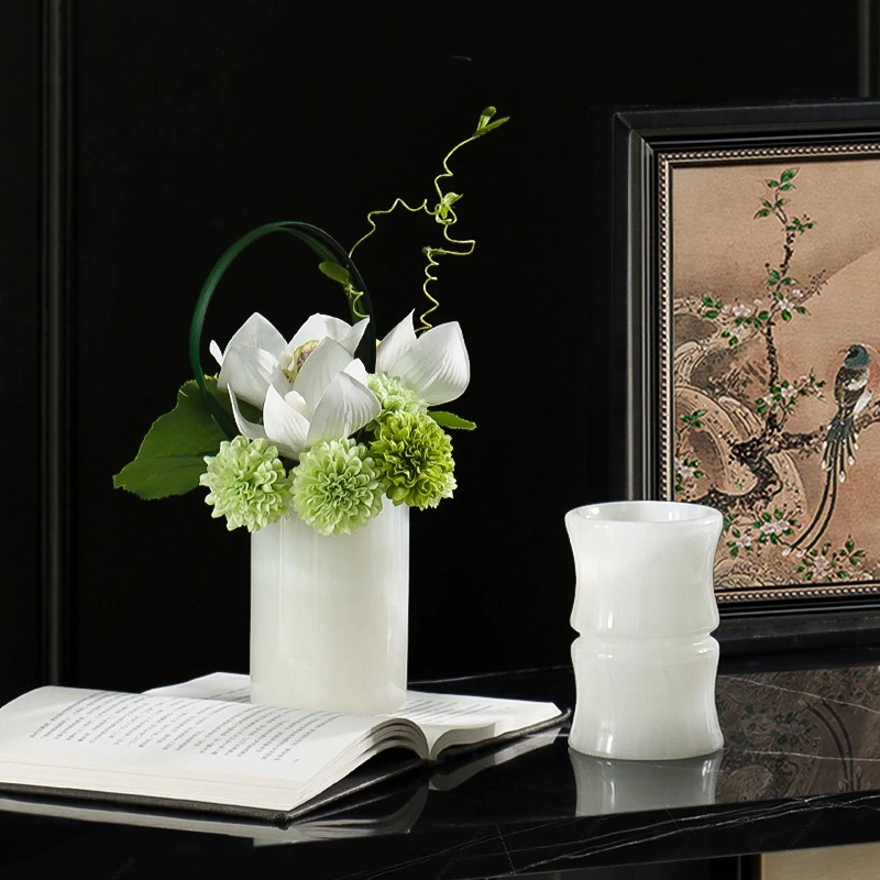 

New Chinese natural jade vase flower arrangement overhead living room coffee table, floral design sense medieval flower ware