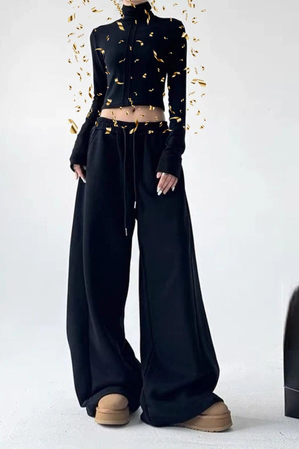 

In The Autumn, New Trendy Men's Wear Has Been Launched. The Popular Fashion Hoodies and Wide-leg Casual Pants Are All Slimming