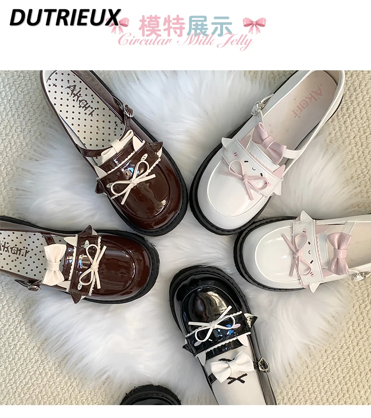 Original Lolitaสไตล์น่ารักสาวปั๊มเดี่ยวJkแบนสําหรับสุภาพสตรีหวานแฟชั่นญี่ปุ่น 2025 ฤดูใบไม้ผลิใหม่ฤดูใบไม้ร่วงผู้หญิงรองเท้า