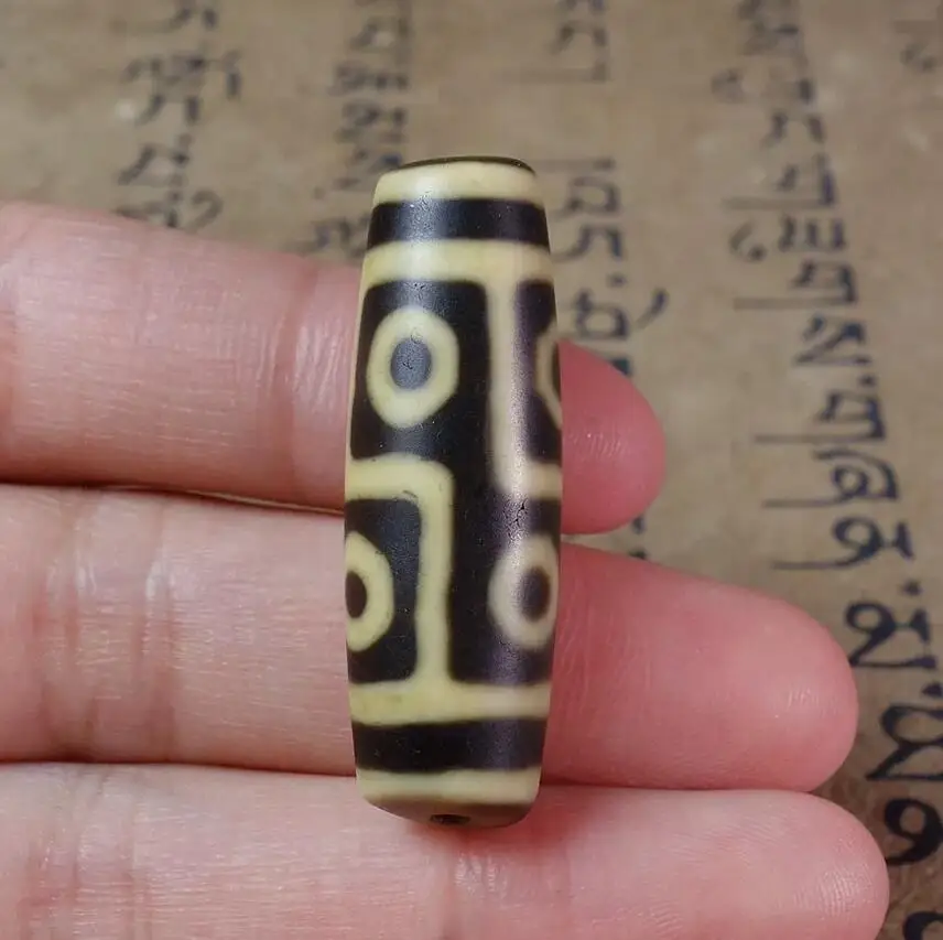 

Tibetan DZI Beads Old Agate Yellow Line 6 Eye Totem Amulet Pendant GZI #3955