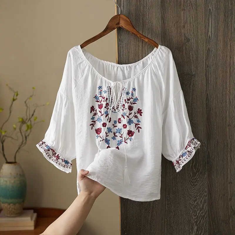 

Faionable Doll Sve T-irt Embroidered Lantern Sve Base irt Top Women's Spring Summer New Arrival Loose Fit Breathable