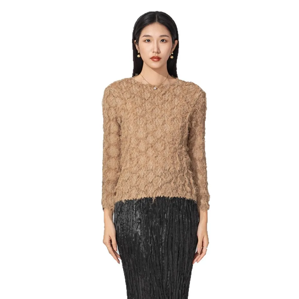 Miyake moda em forma de v plissado topo feminino 2025 novo pulôver de manga comprida em torno do pescoço casual all-match camisa de fundo