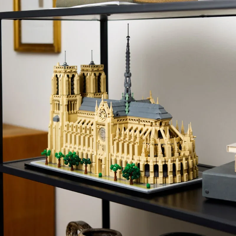 Notre-Dame de Paris Architecturalv 21061 4383pcs DIY Assemble Bricks Model Toy Birthday Christmas Decoration Gifts