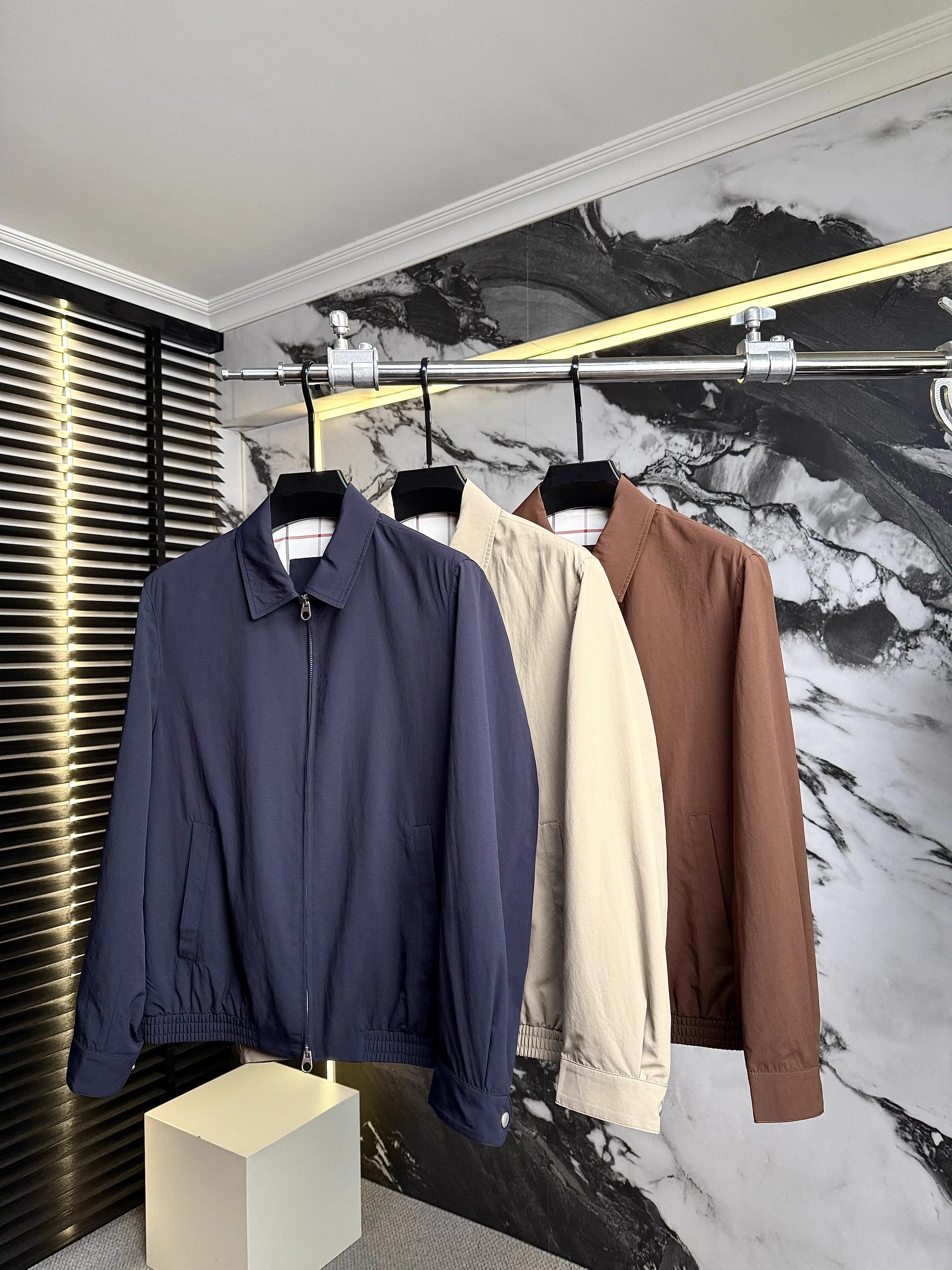 Spring and summer new light luxury solid color trendy brand jacket for men, loose and simple lapel double zipper jacket