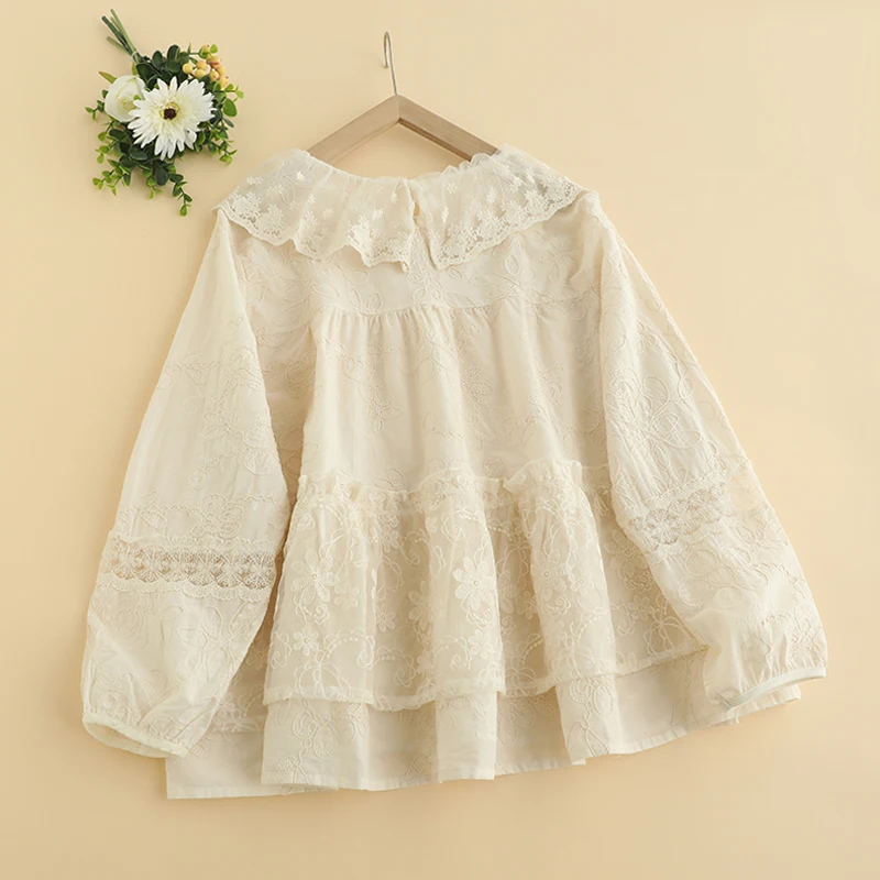 Autumn New Sweet Embroidered Tops For Woman Lace Patchwork Long Sleeve Casual Tops Y0909-02