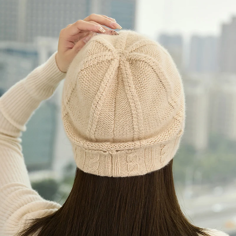 Topi pullover wanita rajutan 100% kasmir untuk kenyamanan dan kehangatan. Topi kasmir wanita warna solid, koleksi musim gugur dan dingin 2025