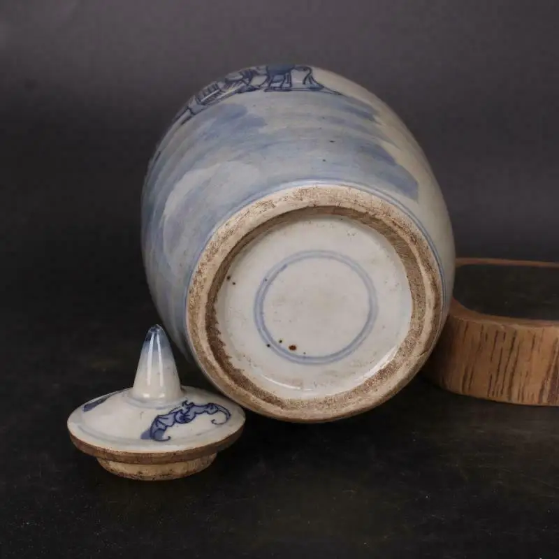 Chinese Blue and White Porcelain Jar Figure Painting Pot 8.30 inch