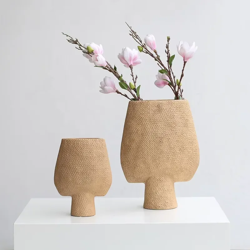 Handmade Modern Texture Matte Ceramic Vase Simple Design Unique Art Decorative Dining Table Ornament Customized Color