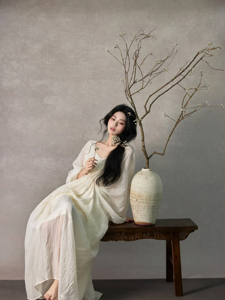 새로운 2026 중국 스타일 차가운 분위기의 사진 스튜 - Ethnic Fashion Studio 리뷰 및 가격