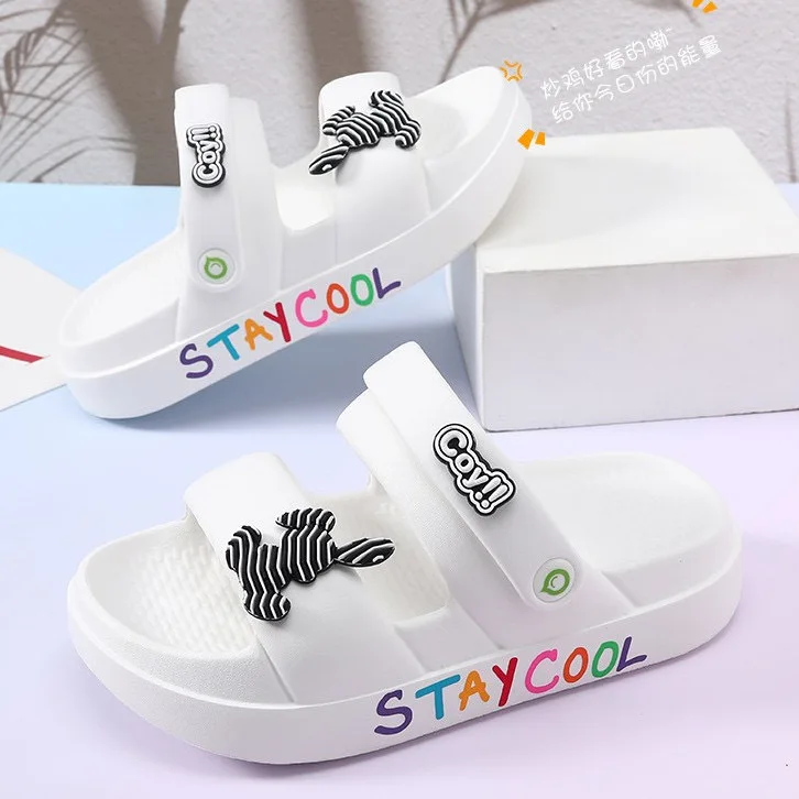 Cute ladies summer sandals EVA lightweight cartoon bear slippers Beach slides