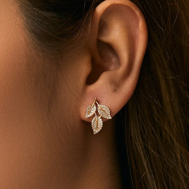 Inlay Crystal Zircon Golden Leaf Stud Earrings For Women Shiny Rhinestone 925 Silver Needle Ear Piercing Body Jewelry Girls Gift