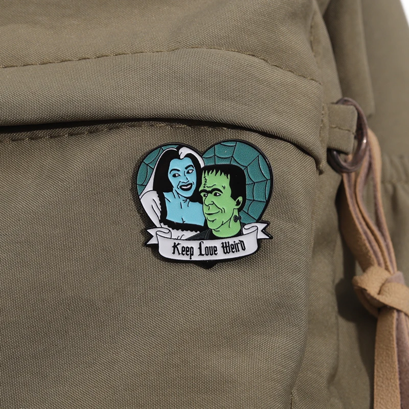Films Monster Lovers Enamel Pins Count Dracula Green Blue Face Horror Movies Badges Lapel Brooches Jewelry Accessories