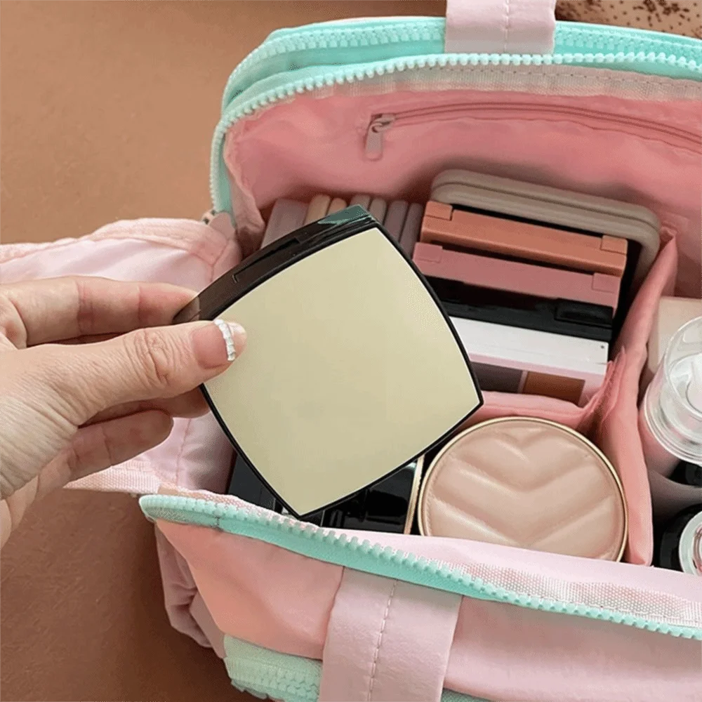 

Large Capacity Cosmetic Handbag Waterproof Multiple Pockets Travel Toiletry Bag Zipper Closure Comfortable Handle