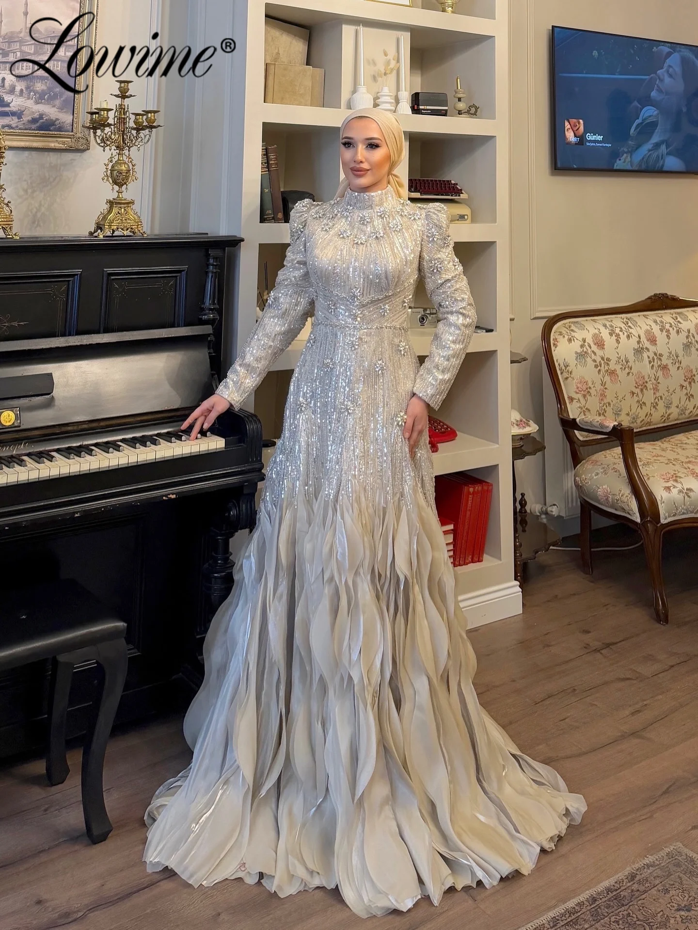 

Вечерние платья с рюшами и серебряными элементами, длинные рукава, арабские выпускные платья в стиле Саудовской Аравии, индивидуальный пошив, с блестящими кристаллами, А-силуэт, мусульманские праздничные платья 2026